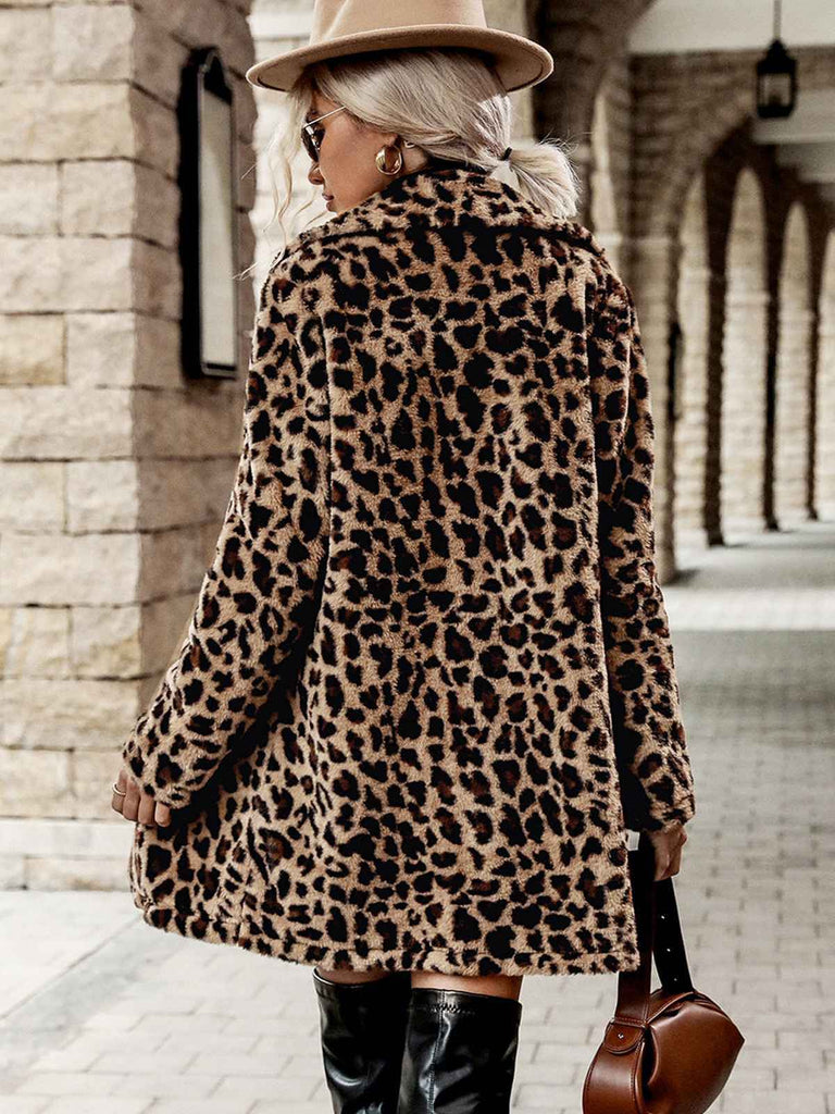 Cappotto in finta lana leopardato con revers marrone anni '50