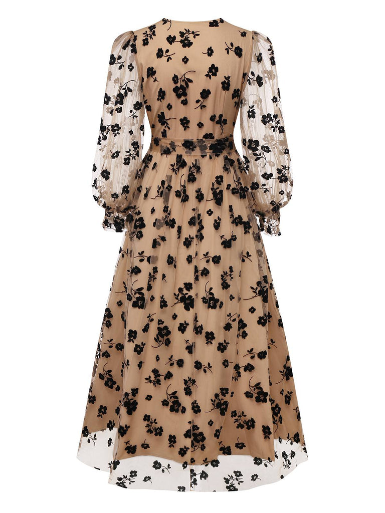 Abito floreale con scollo a V in rete floccata beige anni '30