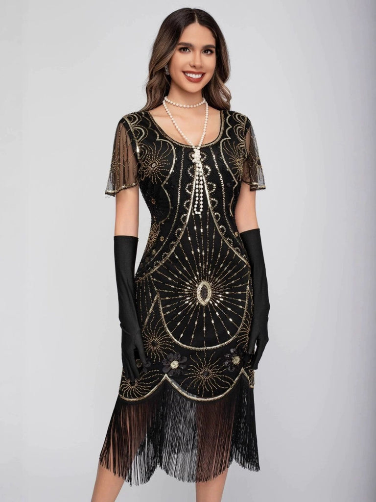 Abito flapper con frange di paillettes e scollo a barchetta anni '20