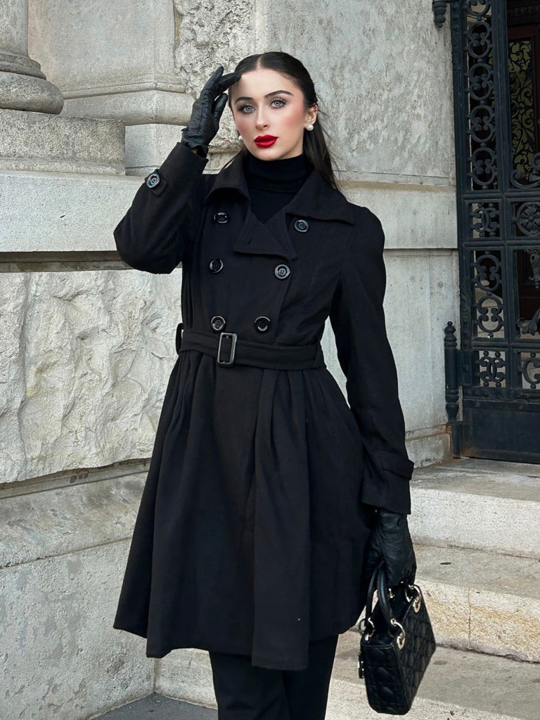 Cappotto aderente con revers in tinta unita anni '50