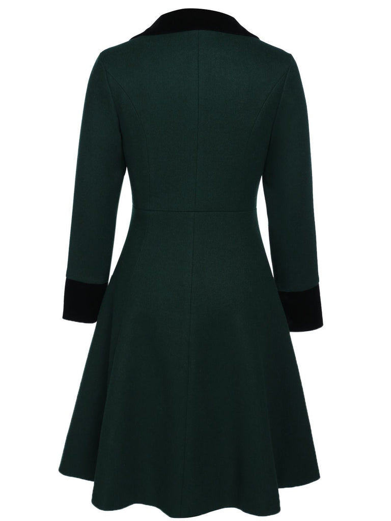 Cappotto con bottoni tinta unita verde scuro anni '50