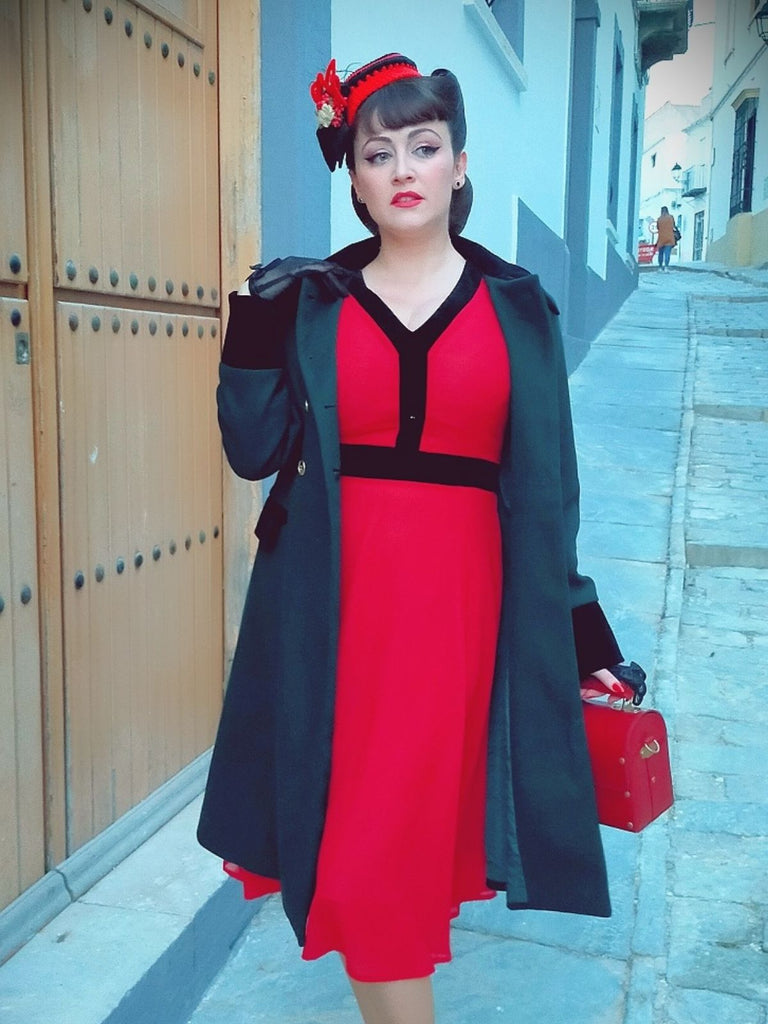 Cappotto con bottoni tinta unita verde scuro anni '50