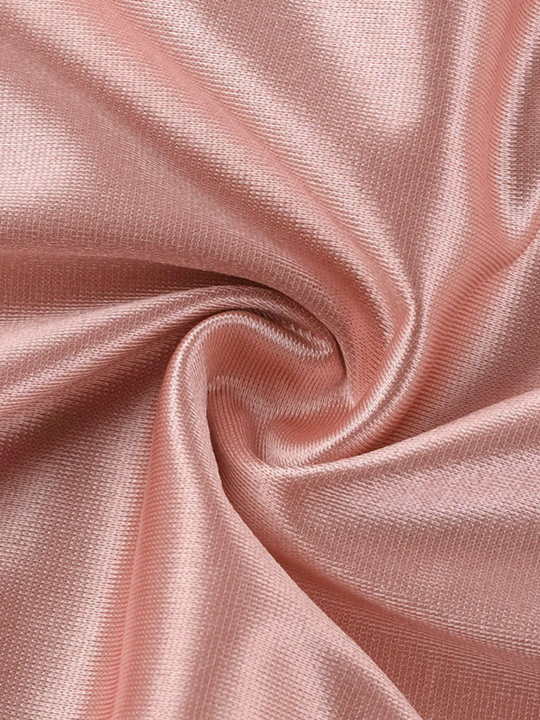 Abito in raso tinta unita con spacchi arricciati rosa anni '30