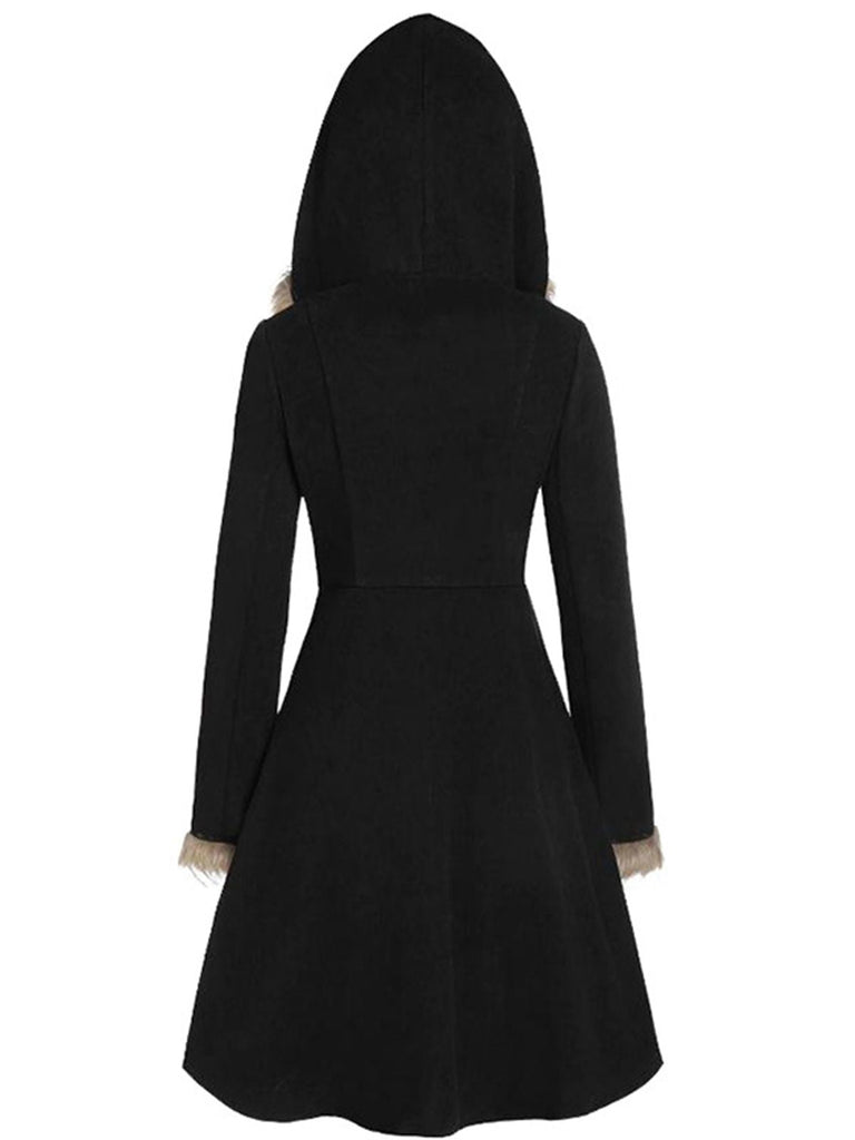 Cappotto con fibbia solida e rifiniture in pelliccia anni '50