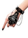 Braccialetto punk con catena a mano e rivetti in pelle