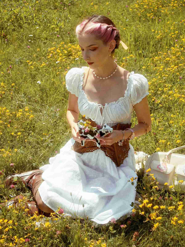 Abito in pizzo ricamato in cotone bianco anni '40