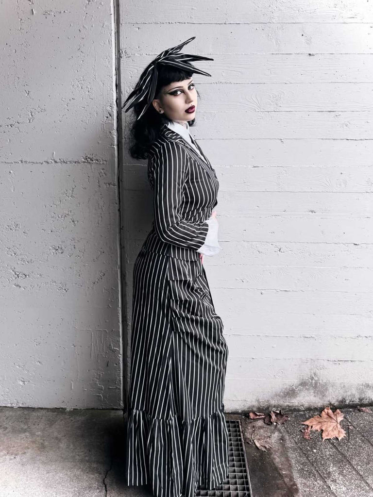 Completo a righe stile Nightmare Before Christmas nero anni '40