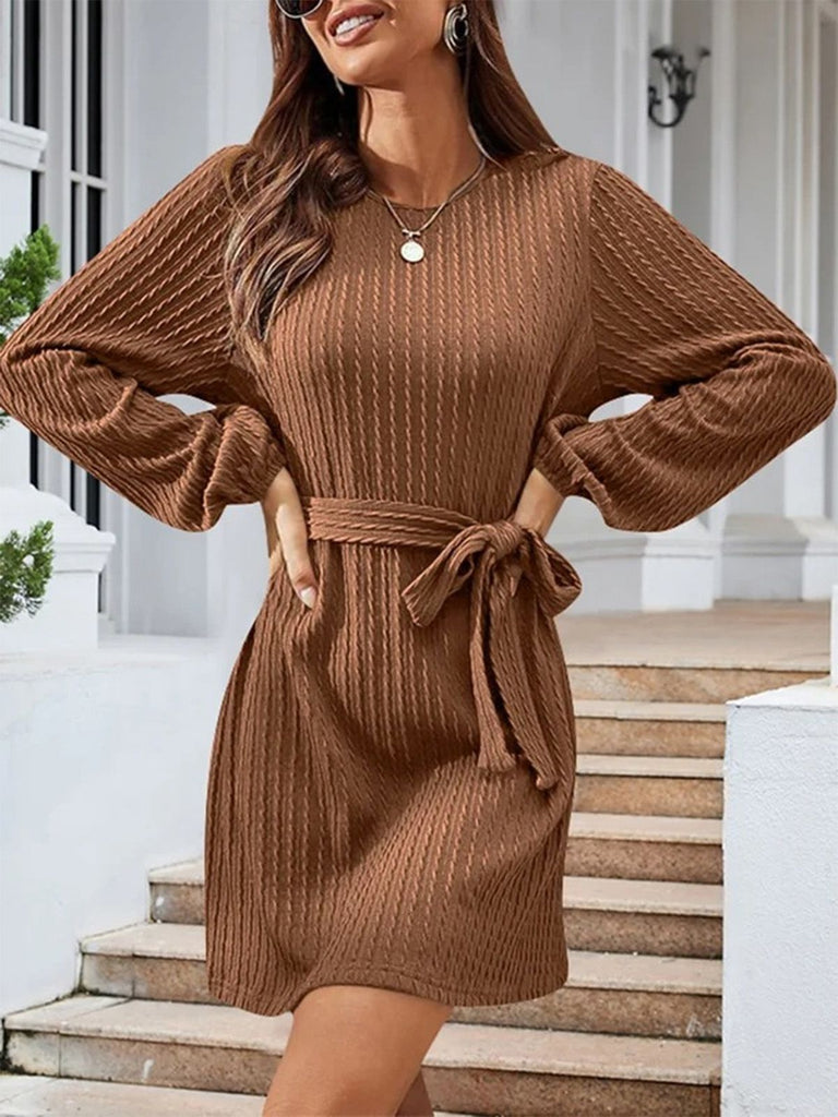 Abito in maglia a coste con cintura e scollo rotondo anni '60