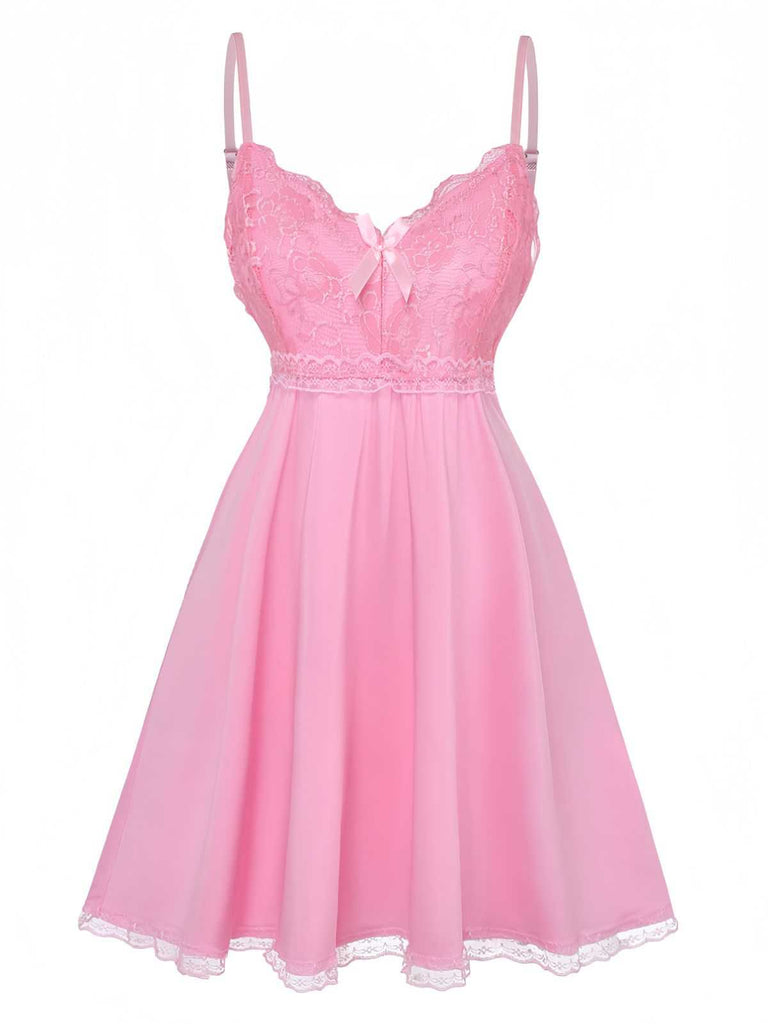 Camicia da notte con fiocco in pizzo e spalline sottili anni '40