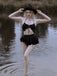 Set Bikini Nero Anni '50 con Scollo All'americana e Copricostume a Balze