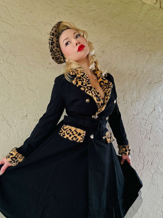 Cappotto leopardato con revers nero anni '50
