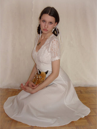 Abito in pizzo con scollo a V patchwork bianco anni '40