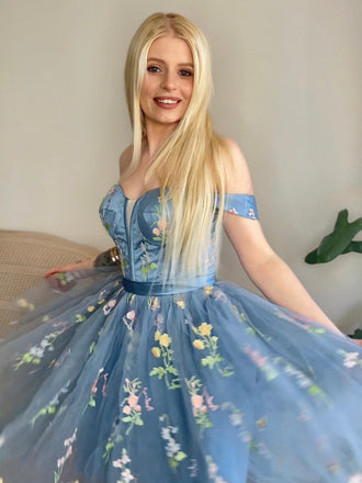 Mini abito in pizzo floreale ricamato azzurro chiaro anni '70