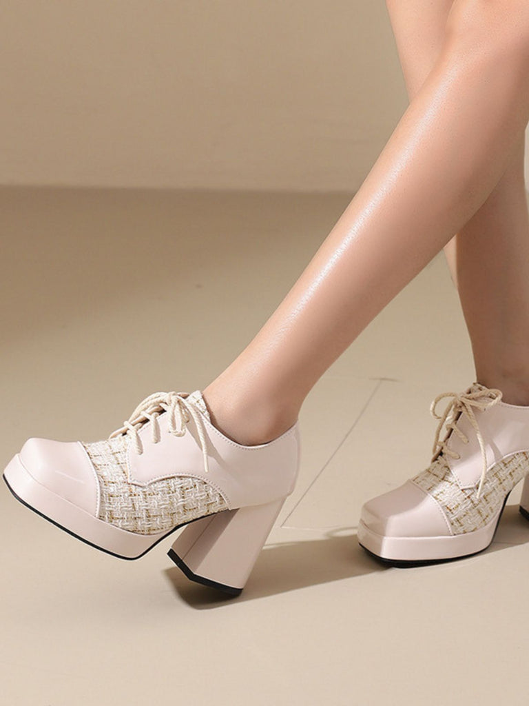 Scarpe Mary Jane a quadri con tacco a blocco e punta quadrata