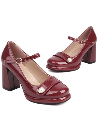 Tacco spesso in pelle sintetica con punta quadrata e perle