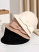 Cappello a cloche con fiocco in lana sintetica