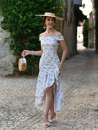 Abito spalle scoperte e volant floreali blu anni '30