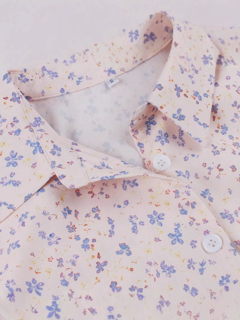 Abito floreale e colletto blazer con cintura anni '40