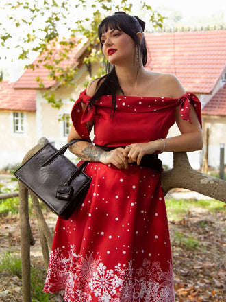 Abito fiocco di neve con spalle scoperte rosso anni '50