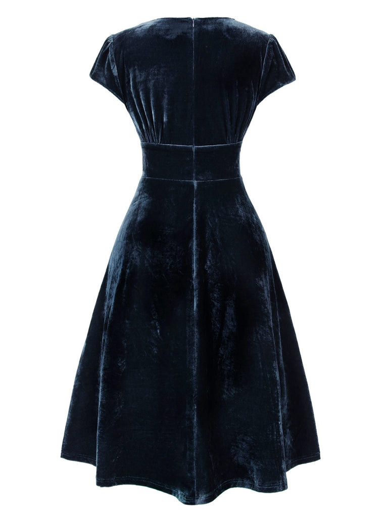 Abito in velluto perla scollo a V profondo verde anni '40