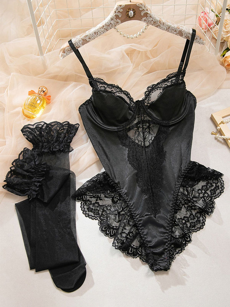 [Prevendita] Lingerie con ferretto e pizzo in raso con calze nero anni '80