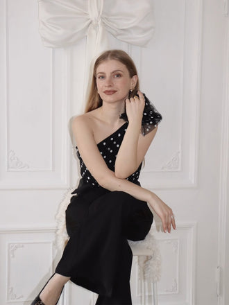 Tuta lunga monospalla patchwork a pois nero anni '30