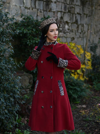 Cappotto leopardati con bottoni patchwork bordeaux anni '40