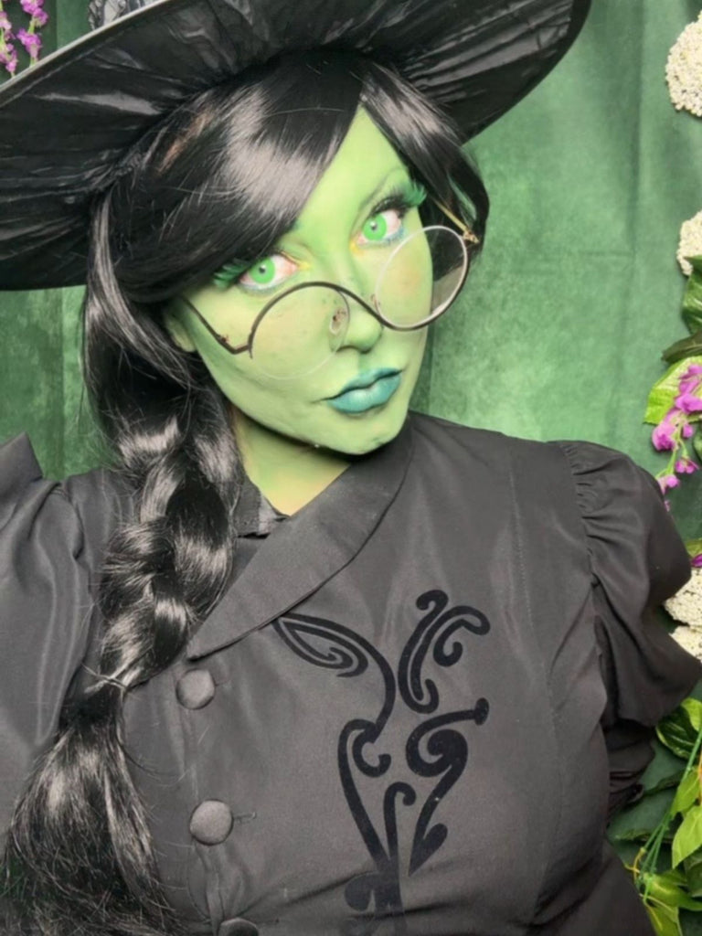 Abito da strega floreale ispirato a Wicked nero anni '40