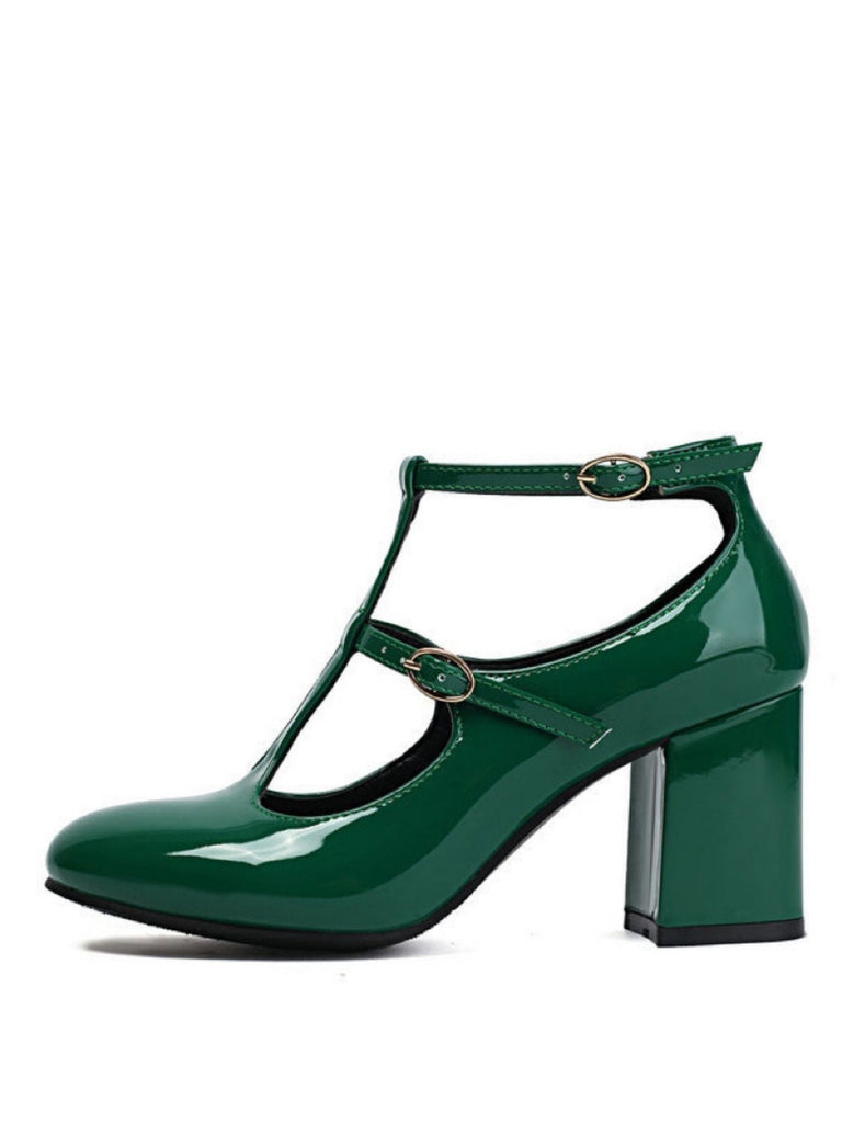 Décolleté con tacco alto e cinturino a T in vernice