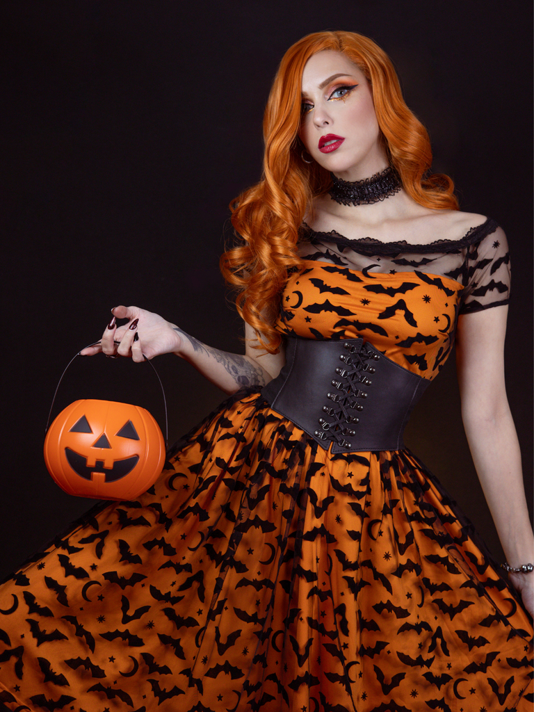 Abito a ruota con spalle scoperte in pizzo Halloween anni '50