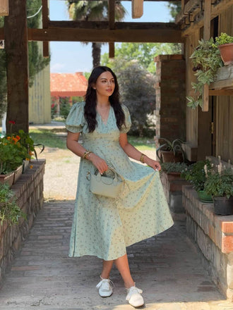 Abito maniche a lanterna scollo a V floreali verde anni '40