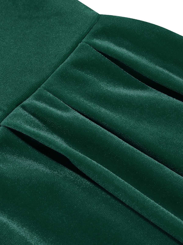 Abito natalizio in velluto con scollo quadrato e maniche lunghe anni '50