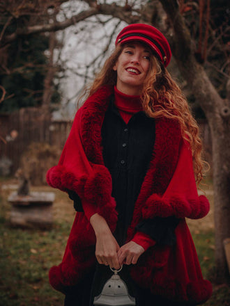 Scialle con collo di pelliccia a doppio strato bordeaux anni '50