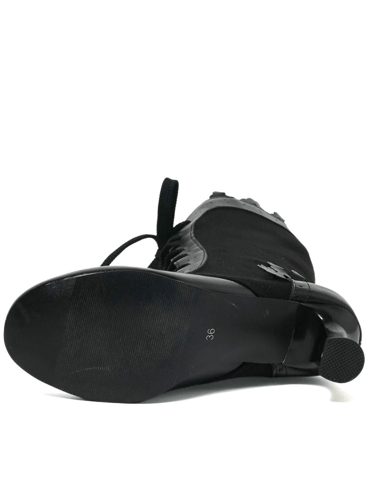 Stivaletti brogue vintage con lacci e tacco medio