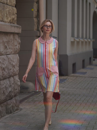 Abito tasca a cuore a righe arcobaleno anni '60