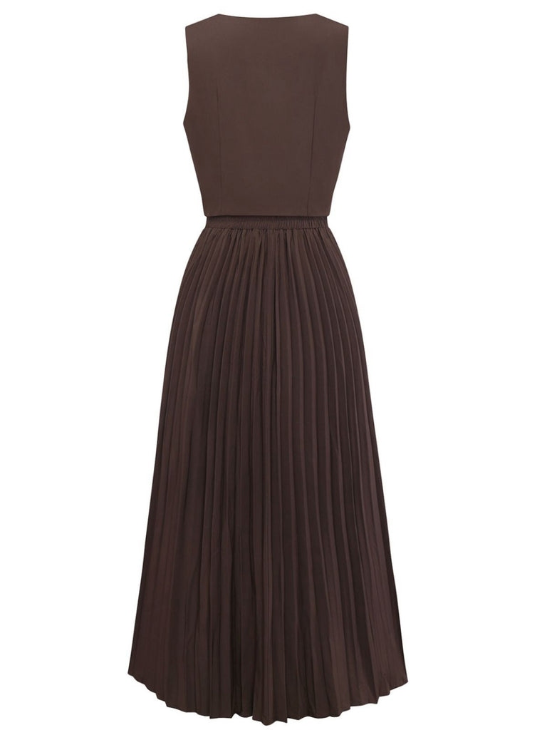 Step into 1940s sophistication with Retro Stage's brown vest & pleated skirt set. Two pieces, endless elegance. Your vintage story awaits.