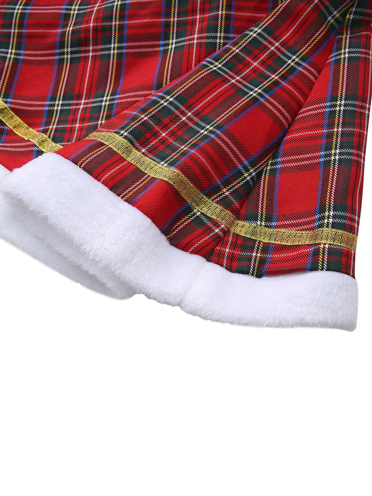 Completo con abito natalizio a quadri con spalle scoperte rosso anni '60