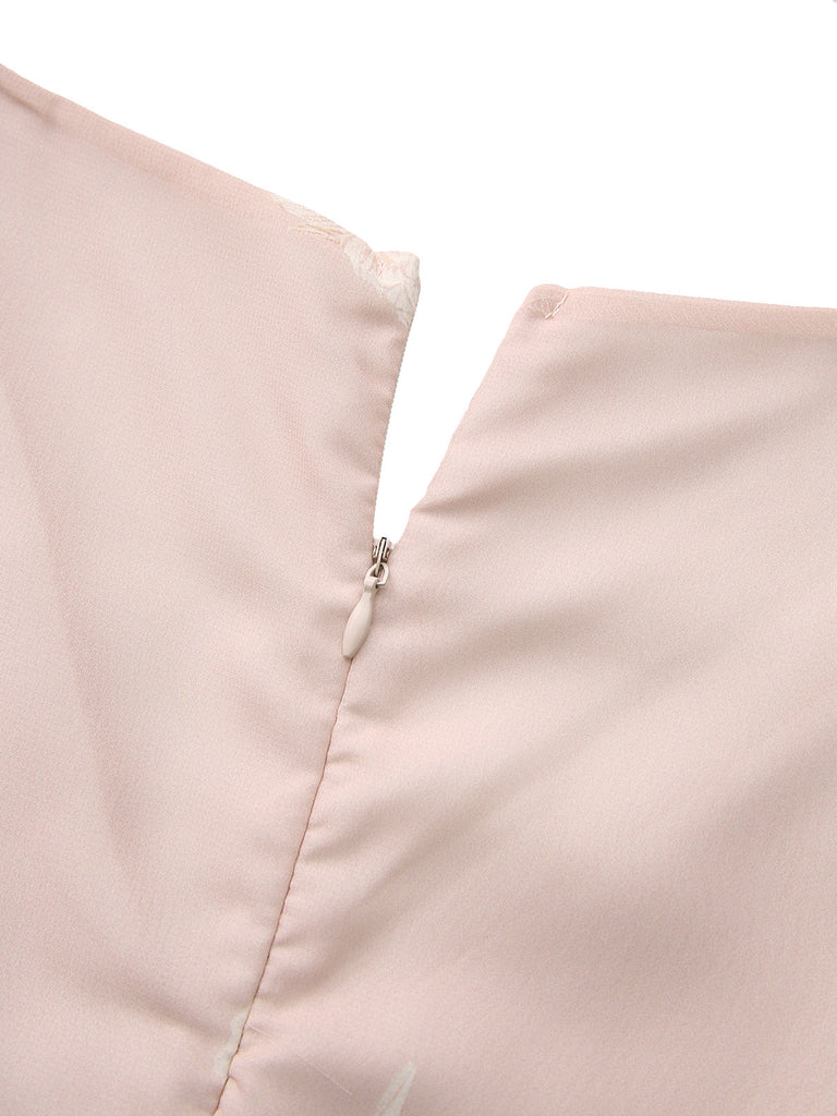Abito rosa anni '40 senza maniche con scollo a V e cintura