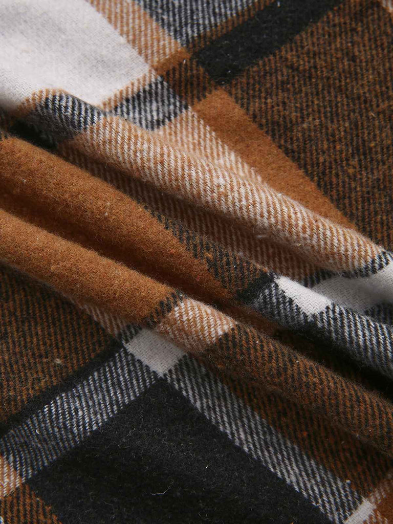 Abito a quadri con scollo quadrato cachi anni '60