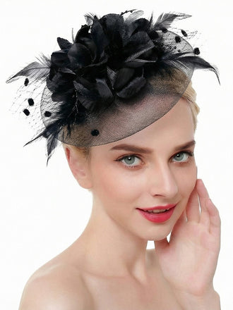 Copricapo-da-sposa-nero-con-piume-e-fiori-in-rete