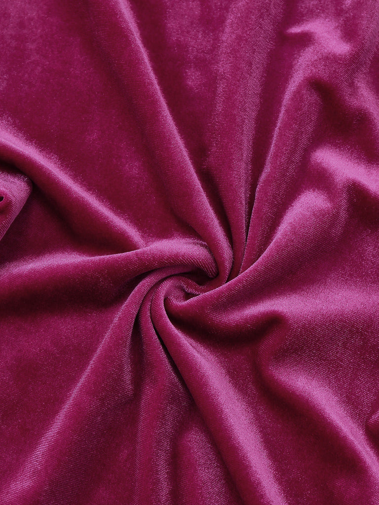 Abito in velluto con spacco e scollo a cappuccio rosa anni '60