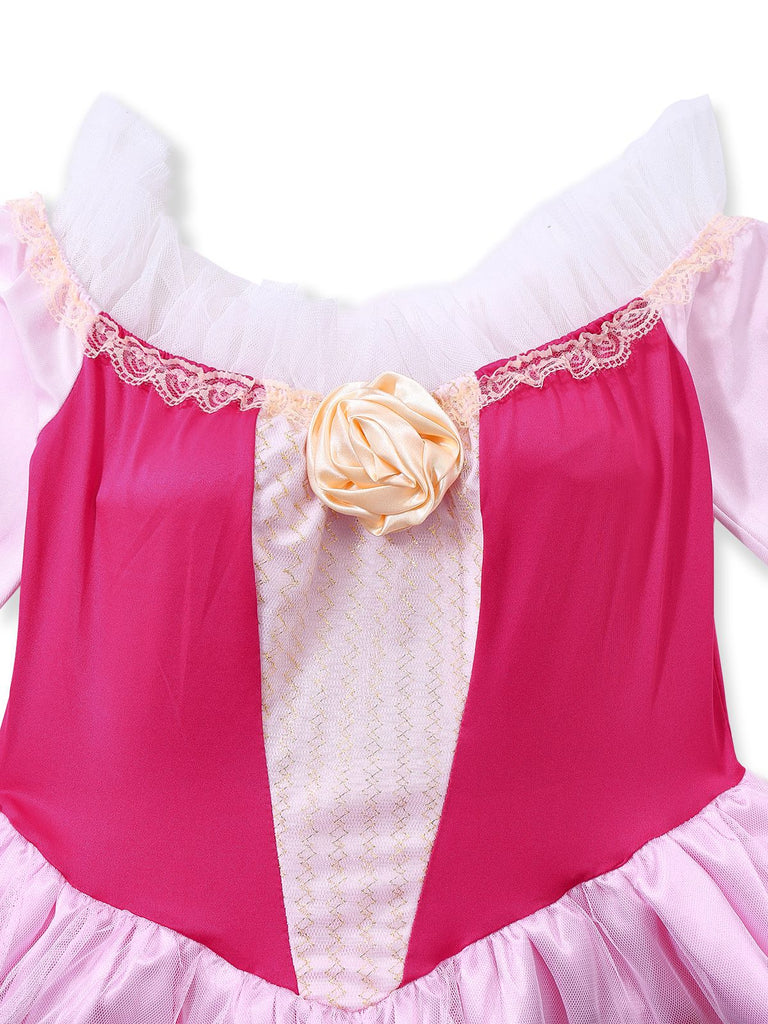 Abito stile principessa in tulle con spalle scoperte rosa anni '40
