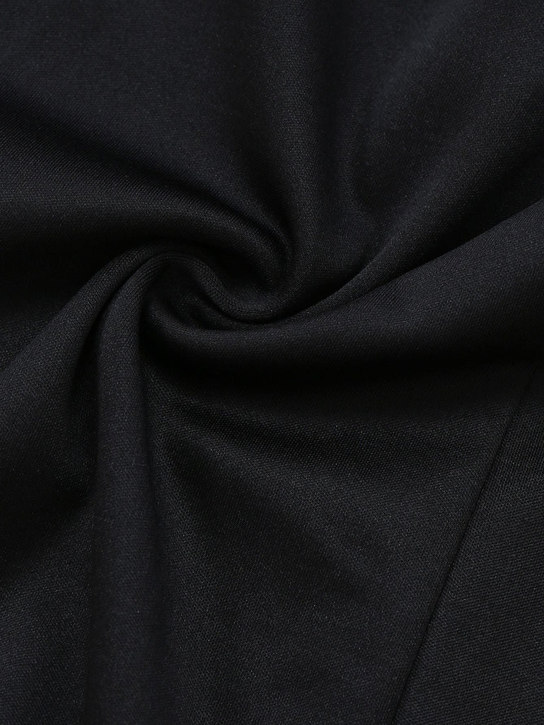 Abito con scollo quadrato e fiocco rosso e nero anni '60