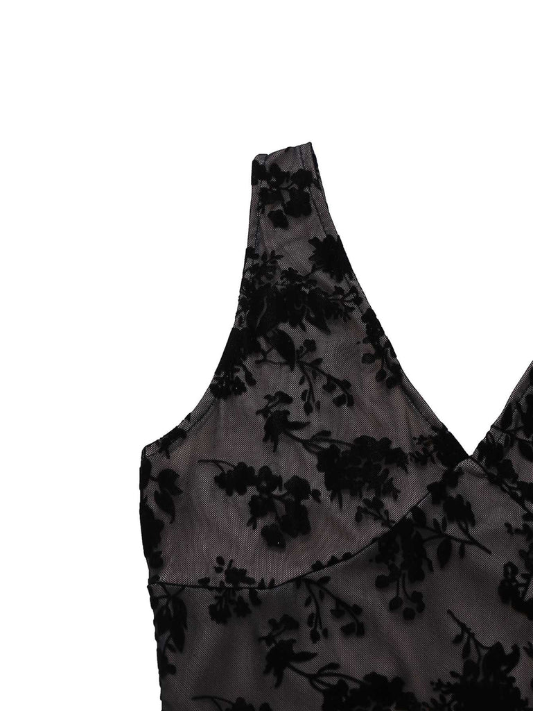 Abito floreale con scollo a V orlo a balze e rete floccata anni '60