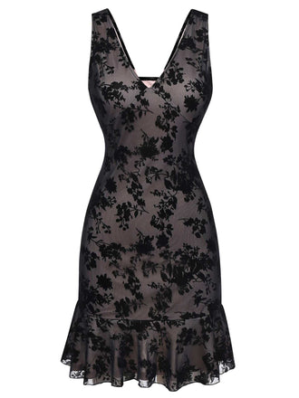 Abito floreale con scollo a V orlo a balze e rete floccata anni '60