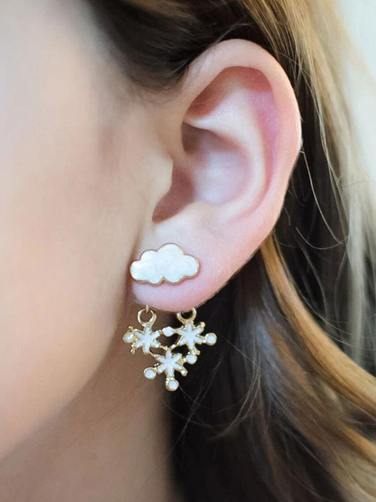 Orecchini sfumati con fiocco di neve e nuvola natalizia