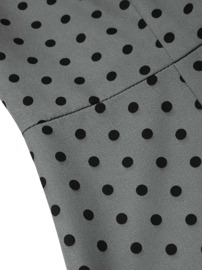 Abito a tubino pois con scollo a barca grigio anni '60