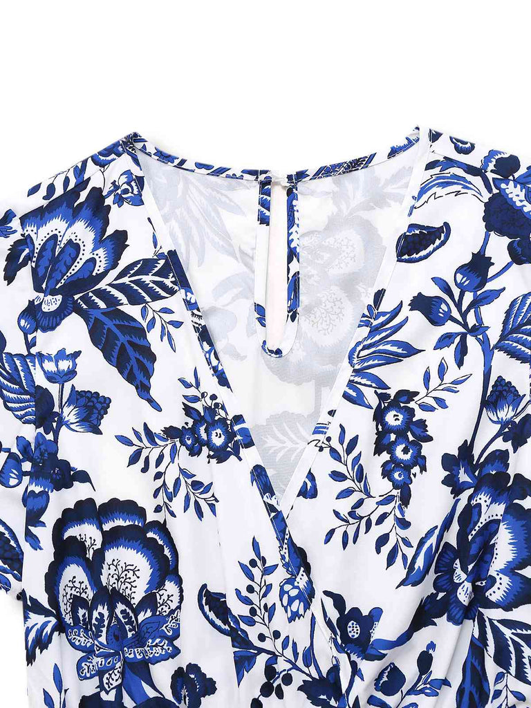 Tuta corta floreale blu-bianca-porcellana con cintura anni '50