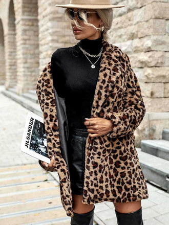 Cappotto in finta lana leopardato con revers marrone anni '50