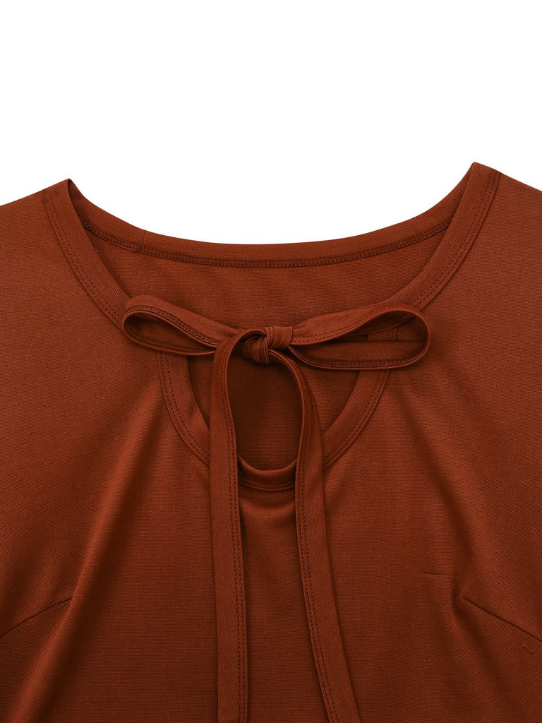 Abito a quadri in maglia con collo annodato marrone anni '50